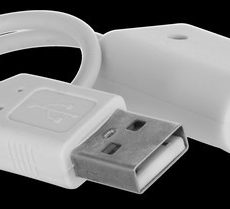 USB con cable blanco